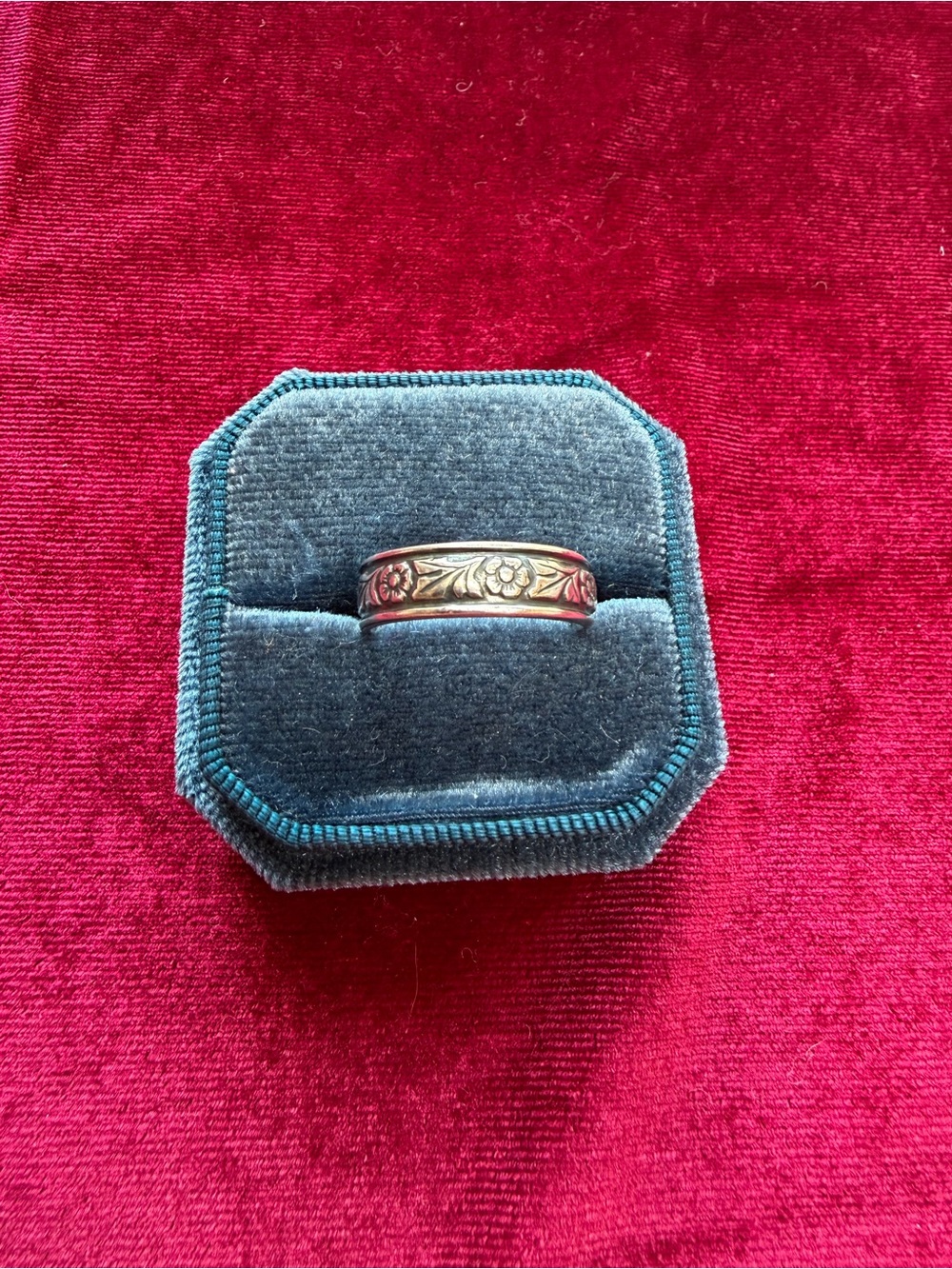Vintage 925 Sterling Silver Flower & Leaf Band Ring